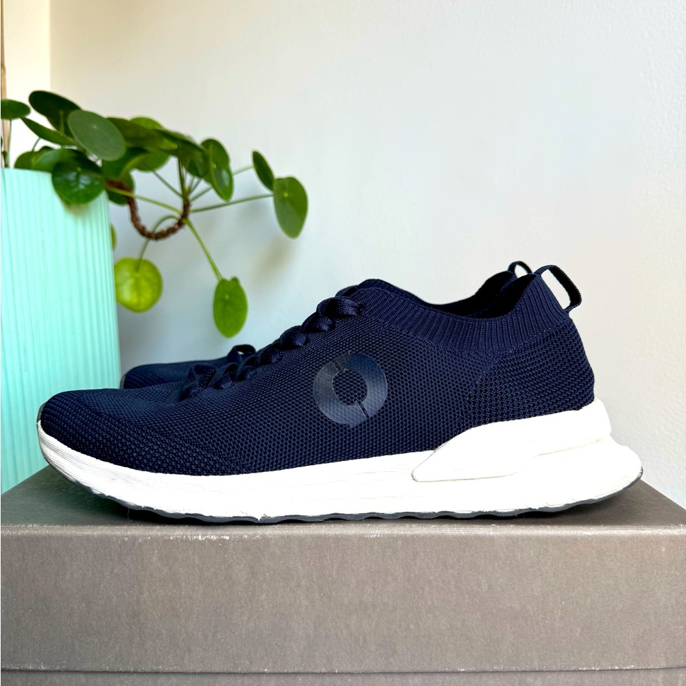 Men's Navy Sneakers